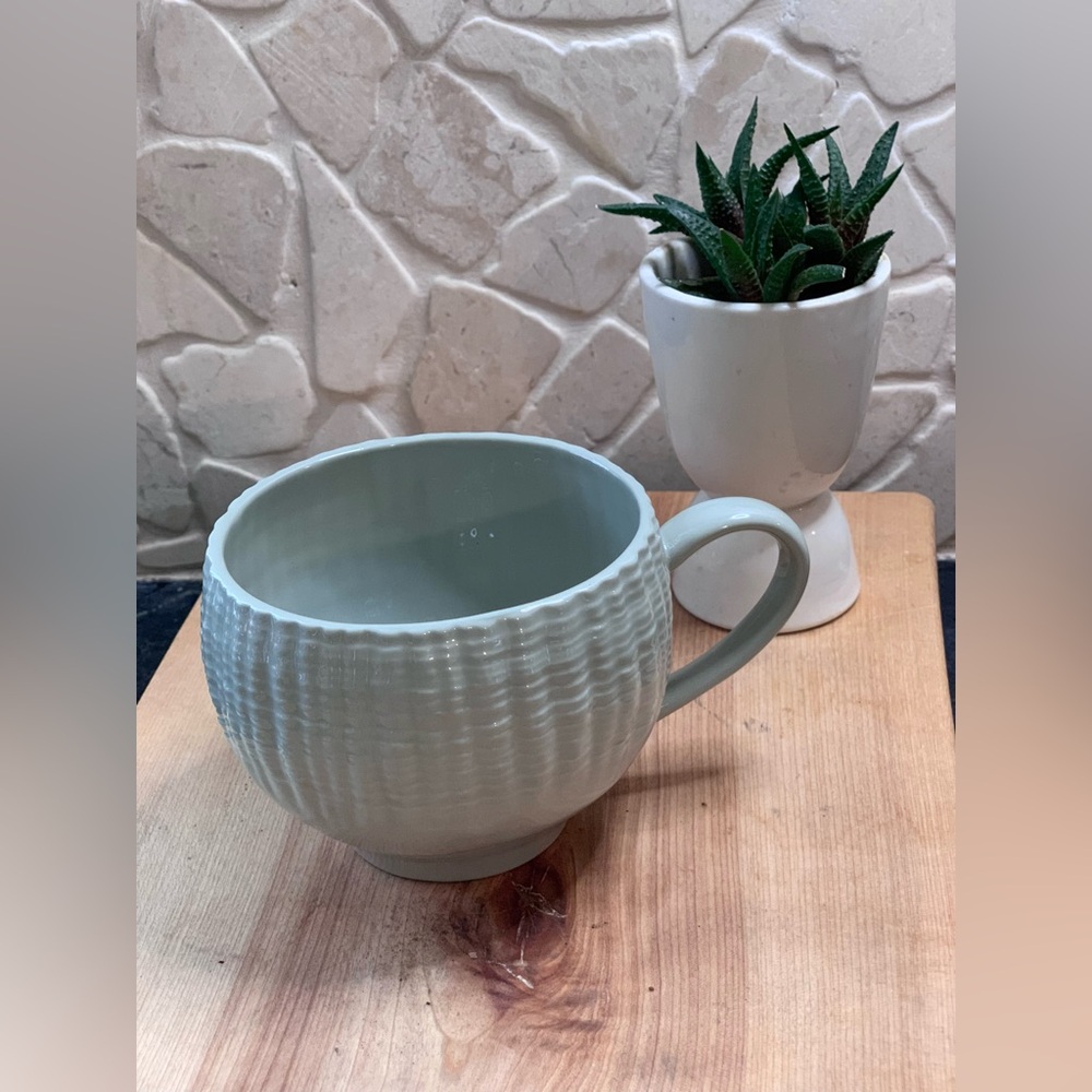 PORTMEIRION | Sea Green Textured Cup
